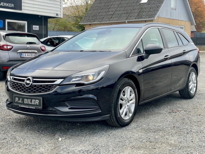 Opel Astra T 105 Enjoy Sports Tourer 2018 - Image 2