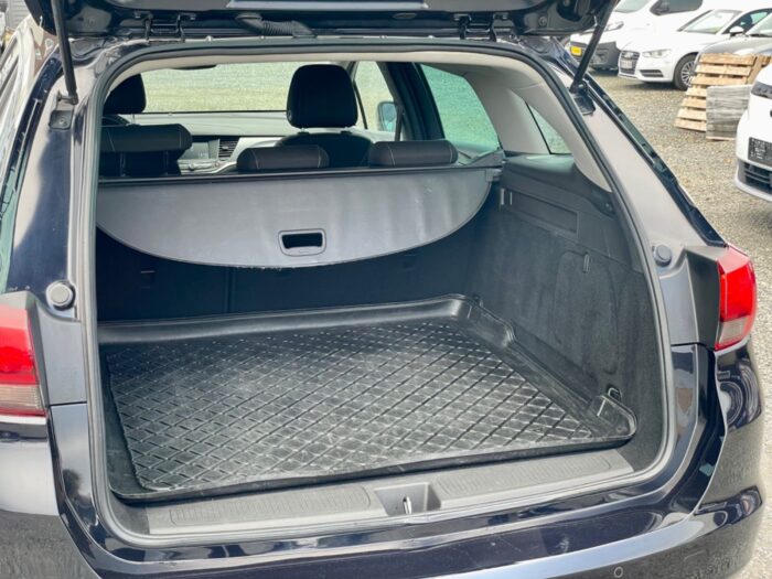 Opel Astra T 105 Enjoy Sports Tourer 2018 - Image 19