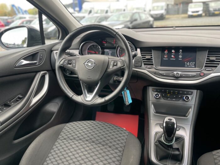 Opel Astra T 105 Enjoy Sports Tourer 2018 - Image 6