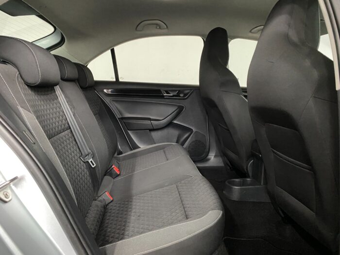 Skoda Rapid TSi 110 Ambition DSG 2019 - Image 11
