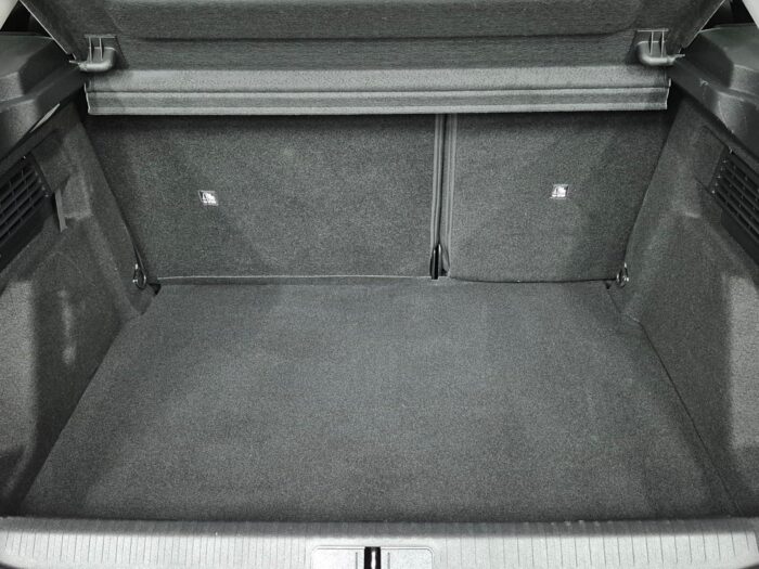 Citroën C4 PureTech 100 Live 2021 - Image 17