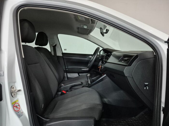 VW Polo TSi 95 Trendline 2018 - Image 10