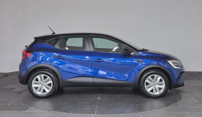 Renault Captur E-Tech Zen 2022 - Image 3