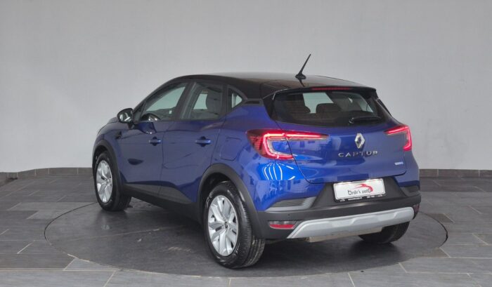 Renault Captur E-Tech Zen 2022 - Image 7