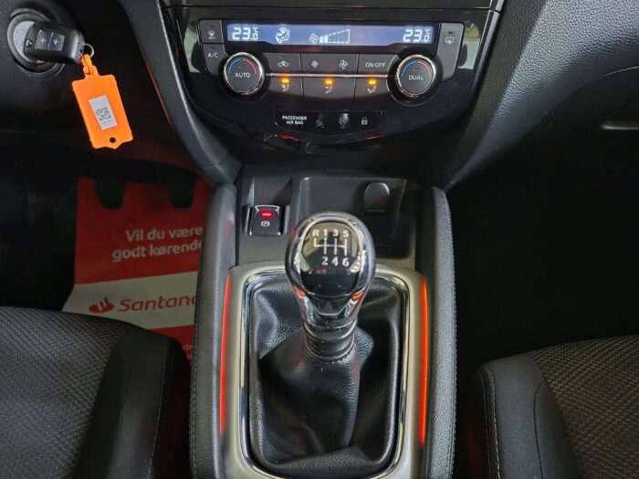 Nissan Qashqai Dig-T 115 Acenta 2015 - Image 11