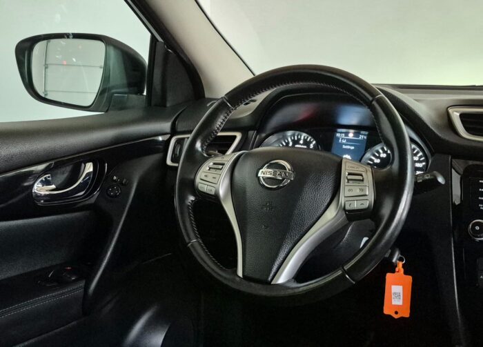 Nissan Qashqai Dig-T 115 Acenta 2015 - Image 12