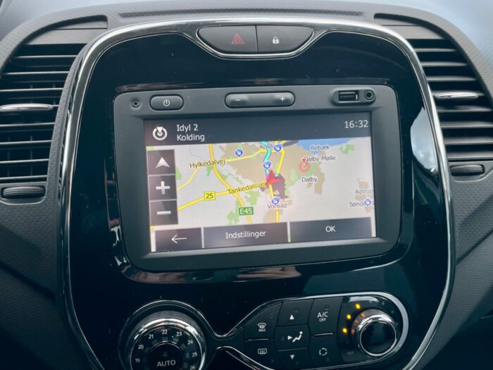 Renault Captur TCe 120 Dynamique EDC 2015 - Image 9