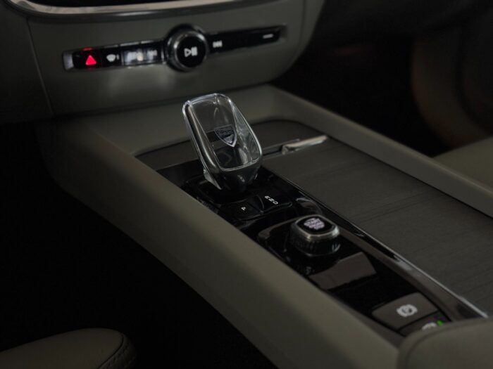 Volvo V60 B4 197 Inscription aut. 2022 - Image 14