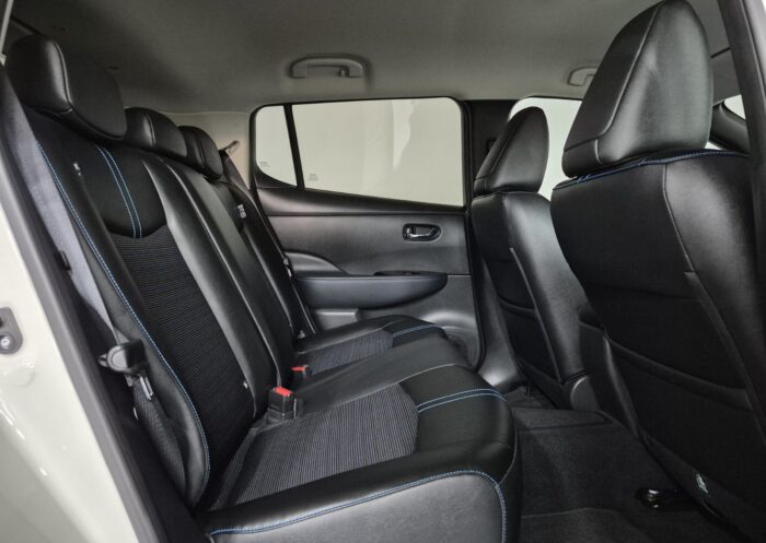 Nissan Leaf Tekna 2019 - Image 9