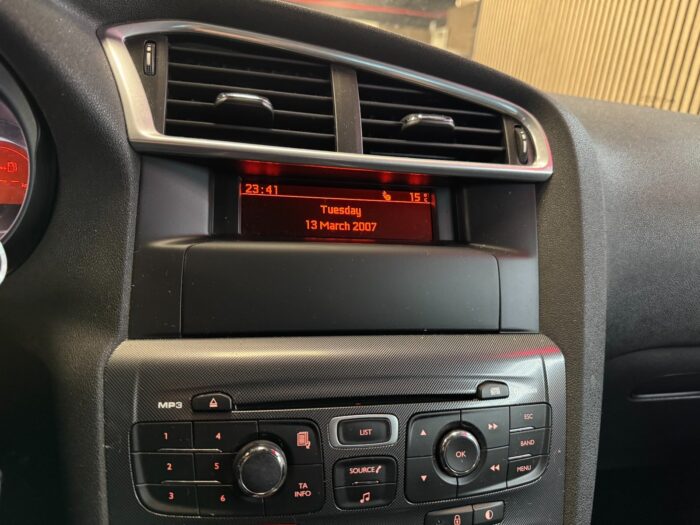 Citroën C4 e-HDi 112 Seduction E6G 2012 - Image 19