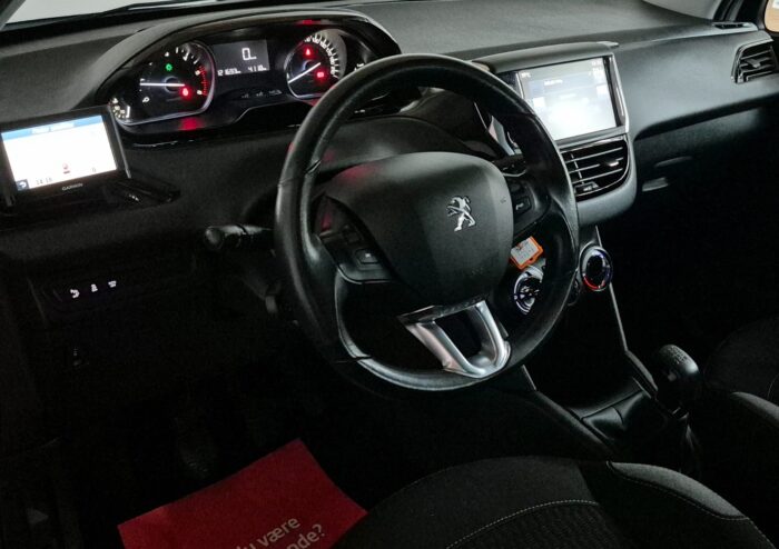 Peugeot 208 BlueHDi 100 Active 2015 - Image 7