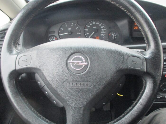 Opel Zafira 16V CDX 1999 - Image 10