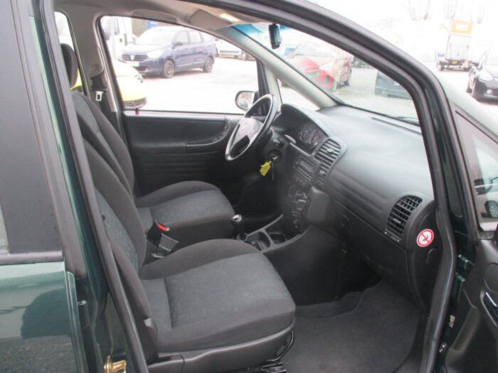 Opel Zafira 16V CDX 1999 - Image 9