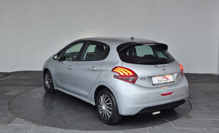 Peugeot 208 BlueHDi 100 Active 2015 - Image 6