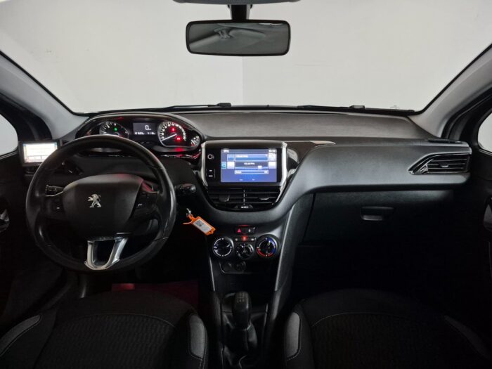 Peugeot 208 BlueHDi 100 Active 2015 - Image 8