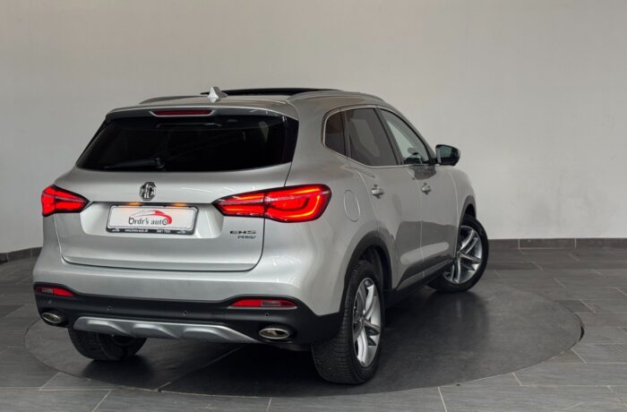 MG EHS PHEV Luxury 2021 - Image 2