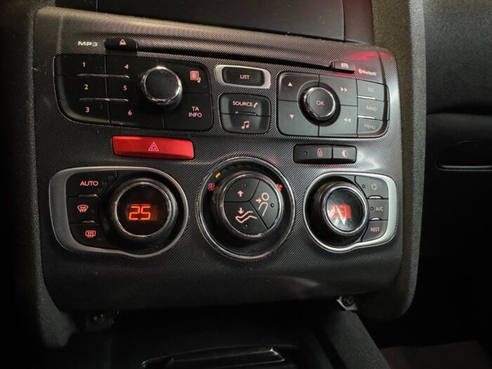 Citroën C4 e-HDi 112 Seduction E6G 2012 - Image 20