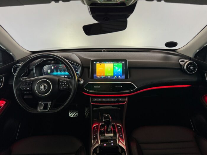 MG EHS PHEV Luxury 2021 - Image 11