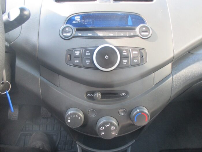 Chevrolet Spark LS 2010 - Image 12