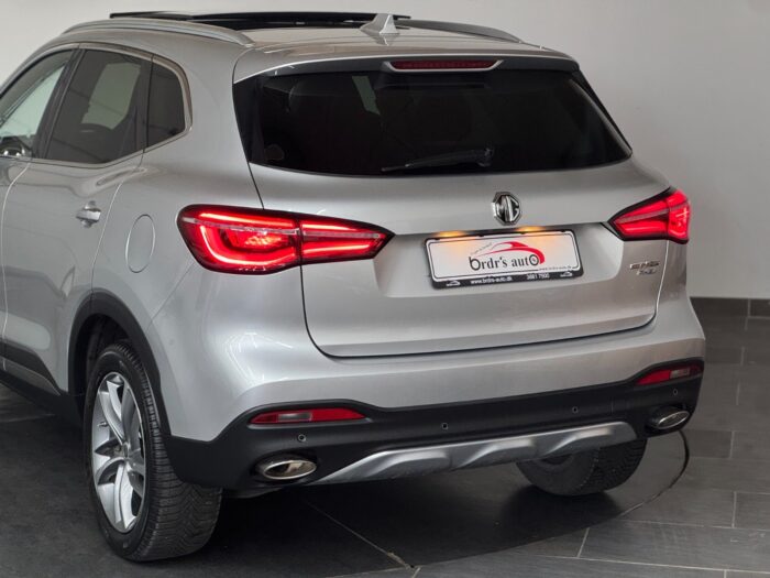 MG EHS PHEV Luxury 2021 - Image 7