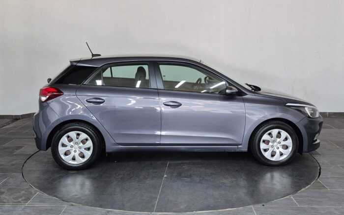 Hyundai i20 Trend 2018 - Image 3