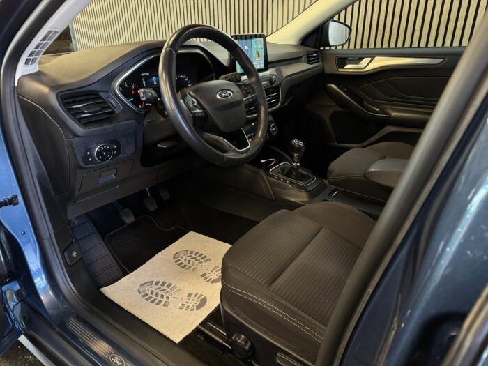 Ford Focus EcoBoost Titanium 2019 - Image 12