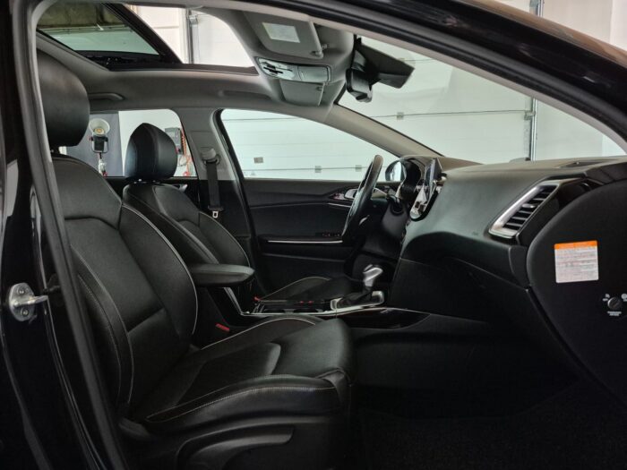 Kia Ceed PHEV Upgrade+ SW DCT 2021 - Image 10