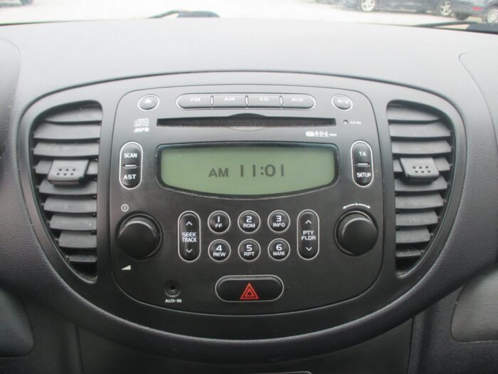 Hyundai i10 Classic 2009 - Image 11