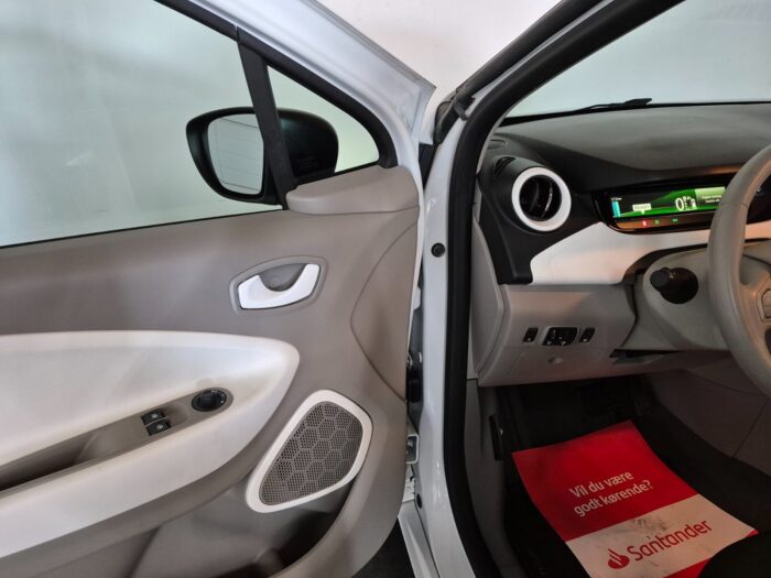 Renault Zoe Life 2019 - Image 13