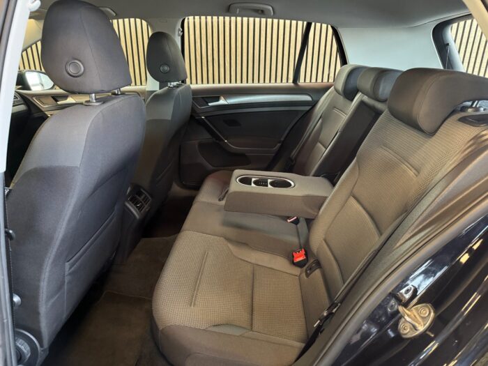 VW Golf VII TSi 130 Comfortline DSG 2019 - Image 16