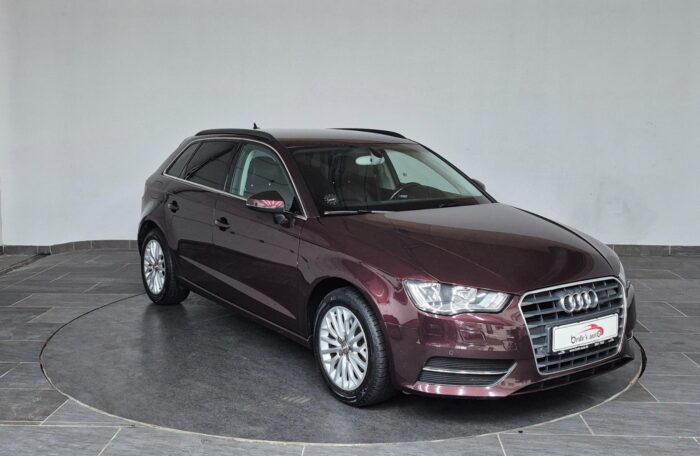 Audi A3 TDi 110 Ambition Sportback S-tr. 2014 - Image 4