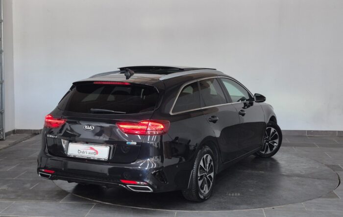 Kia Ceed PHEV Upgrade+ SW DCT 2021 - Image 2