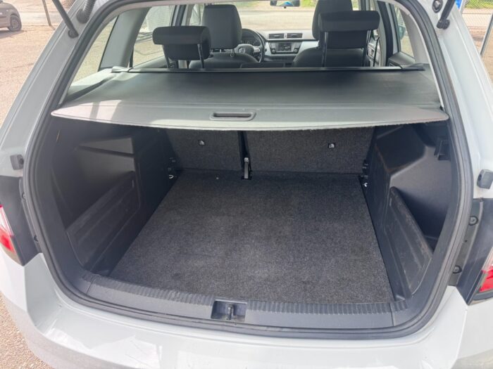 Skoda Fabia TSi 90 Ambition Combi 2017 - Image 7