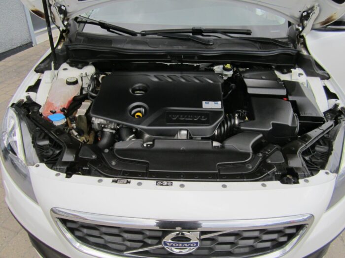 Volvo V40 D2 115 Drive-E 2014 - Image 15