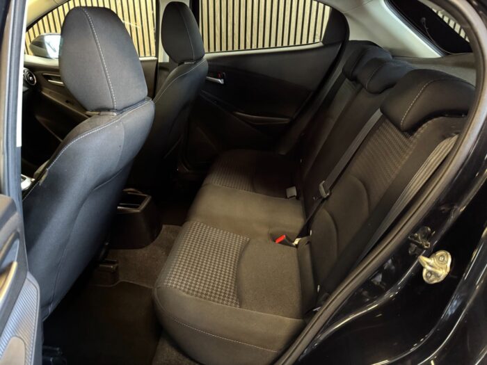 Mazda 2 SkyActiv-G 90 Niseko 2018 - Image 15