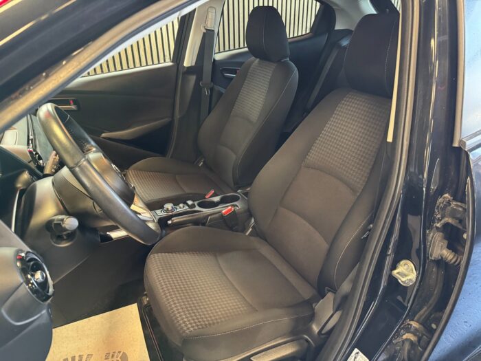 Mazda 2 SkyActiv-G 90 Niseko 2018 - Image 12