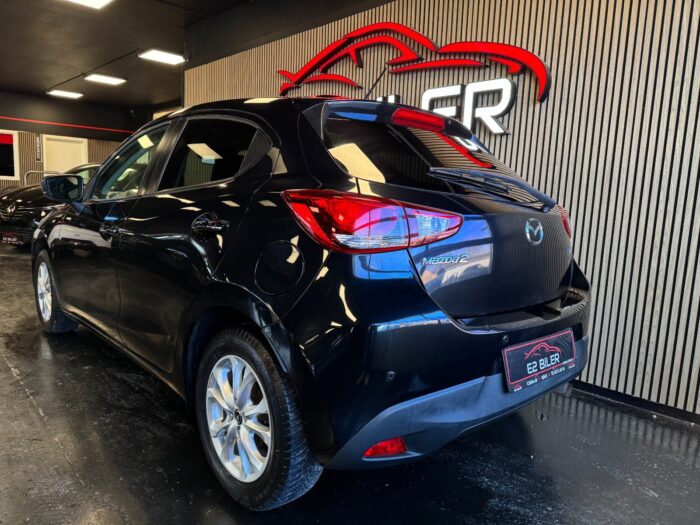 Mazda 2 SkyActiv-G 90 Niseko 2018 - Image 4