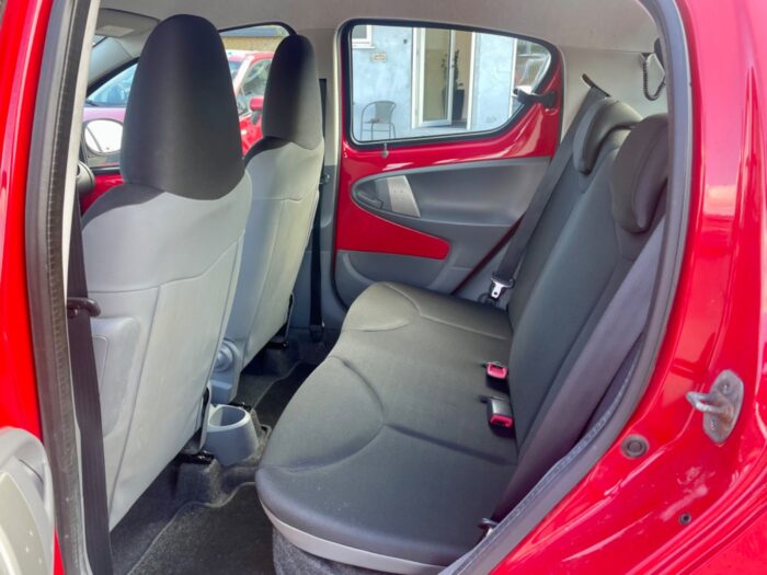Toyota Aygo  2008 - Image 10