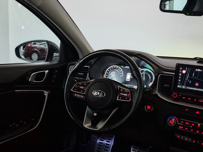 Kia Ceed PHEV Upgrade+ SW DCT 2021 - Image 13
