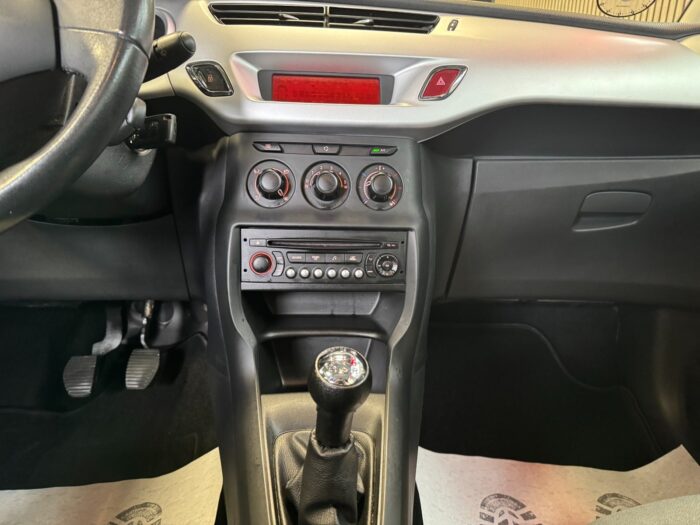 Citroën C3 VTi 82 Attraction 2012 - Image 10