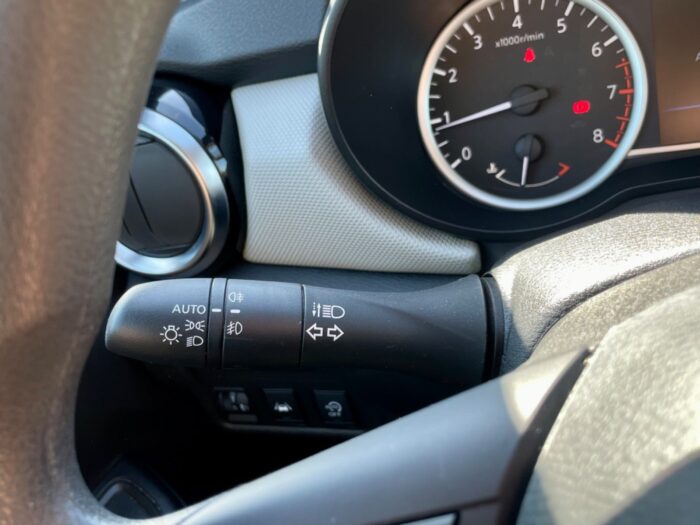 Nissan Micra IG-T 100 Acenta 2019 - Image 8