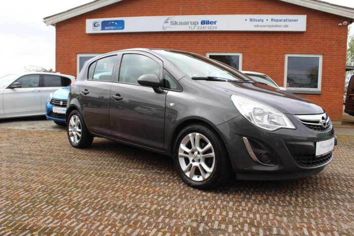 Opel Corsa 16V Cosmo 2012 - Image 8