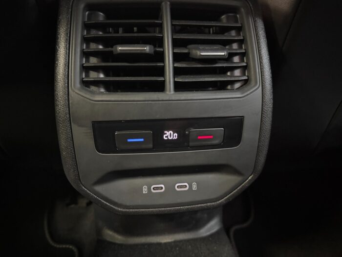 Seat Leon eHybrid FR Sportstourer DSG 2021 - Image 19
