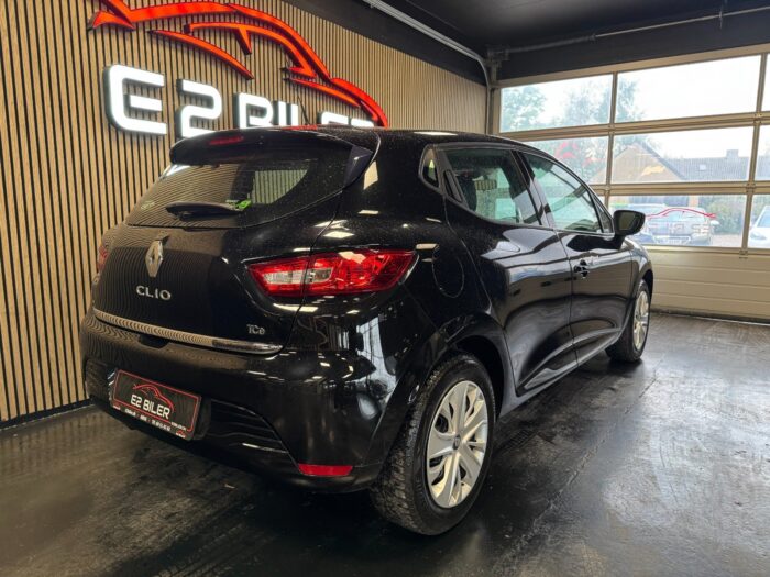 Renault Clio IV TCe 90 Expression 2015 - Image 6