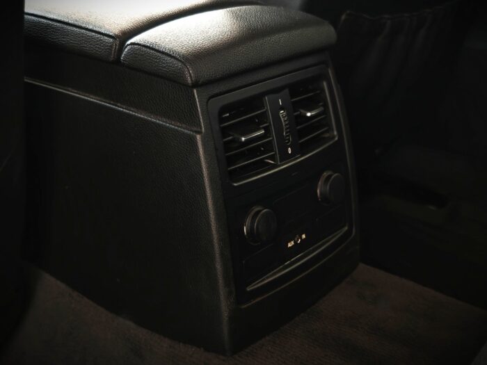 BMW 525d Steptr. 2008 - Image 17
