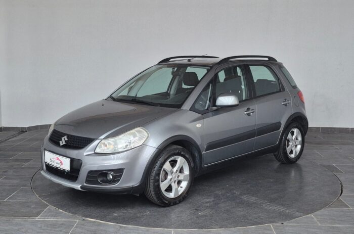 Suzuki SX4 GLX 2011 - Image 5