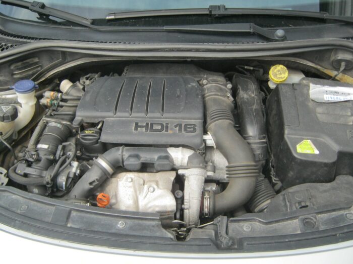 Peugeot 207 HDi 90 Comfort+ 2010 - Image 17