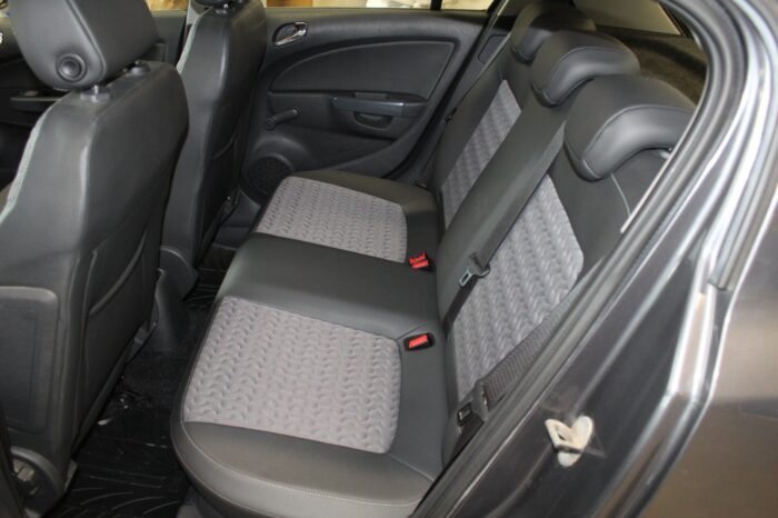 Opel Corsa 16V Cosmo 2012 - Image 14