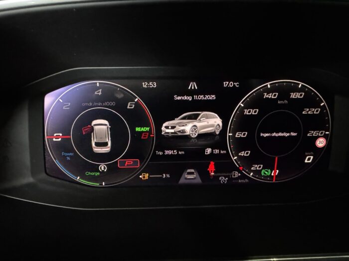Seat Leon eHybrid FR Sportstourer DSG 2021 - Image 17