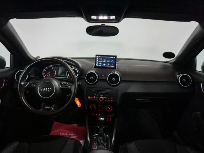 Audi A1 TFSi 185 S-line Sportback  S-tr. 2012 - Image 10